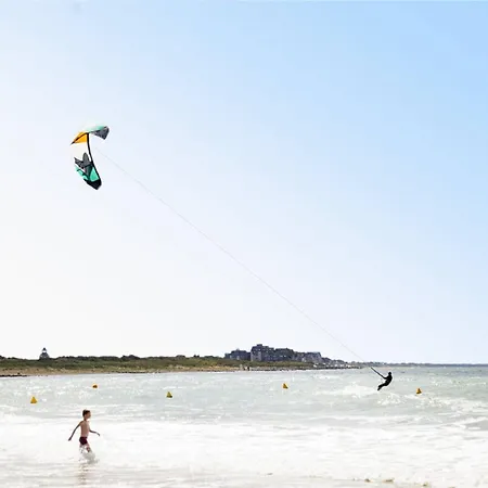 2 Pieces Avec Balcon, Vue Et Parking - Fr-1-788-68 *