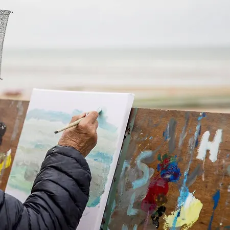 2 Pieces Avec Balcon, Vue Et Parking - Fr-1-788-68 *