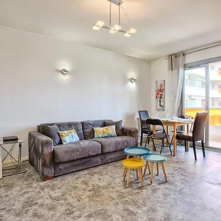 2 Pieces Avec Balcon, Vue Et Parking - Fr-1-788-68 דירה קאבורג