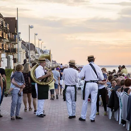 公寓 2 Pieces Avec Balcon, Vue Et Parking - Fr-1-788-68 *