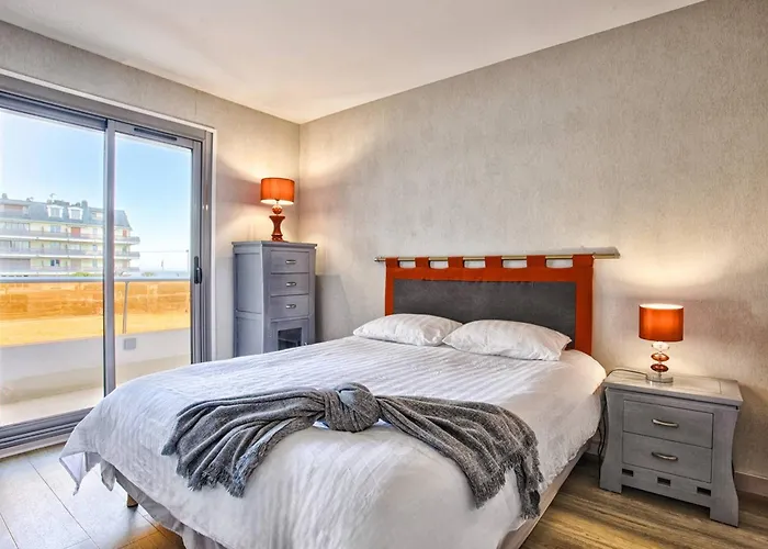 2 Pieces Avec Balcon, Vue Et Parking - Fr-1-788-68 *